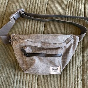 Herschel Cross Body Bag / Hip Pack - BRAND NEW WITH TAGS